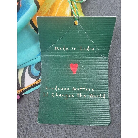 Live 4 Truth Shirt Womens Medium Abstract Art Button Down Crop Picasso Eye - Picture 3 of 15